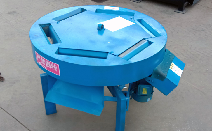 簡(jiǎn)易版的切膠機(jī)(圖1) 切膠機(jī)