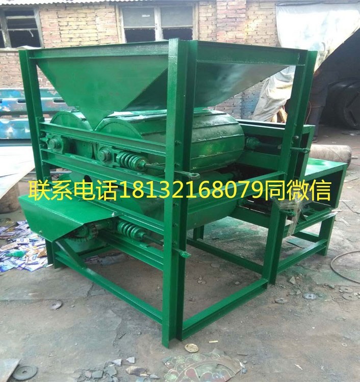 易拉罐壓扁機(圖1)